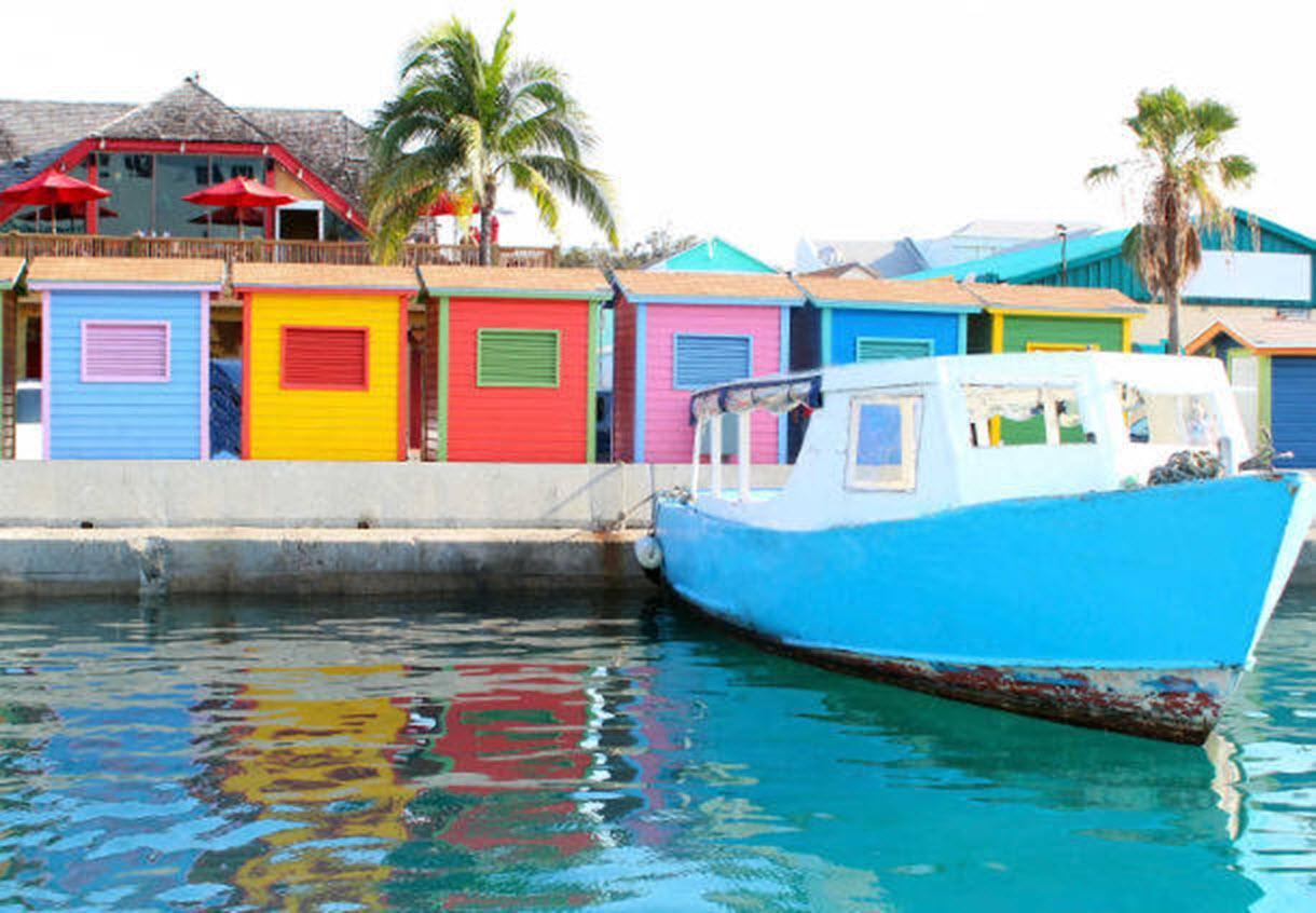 Courtyard By Marriott Nassau Downtown/Junkanoo Beach Екстер'єр фото