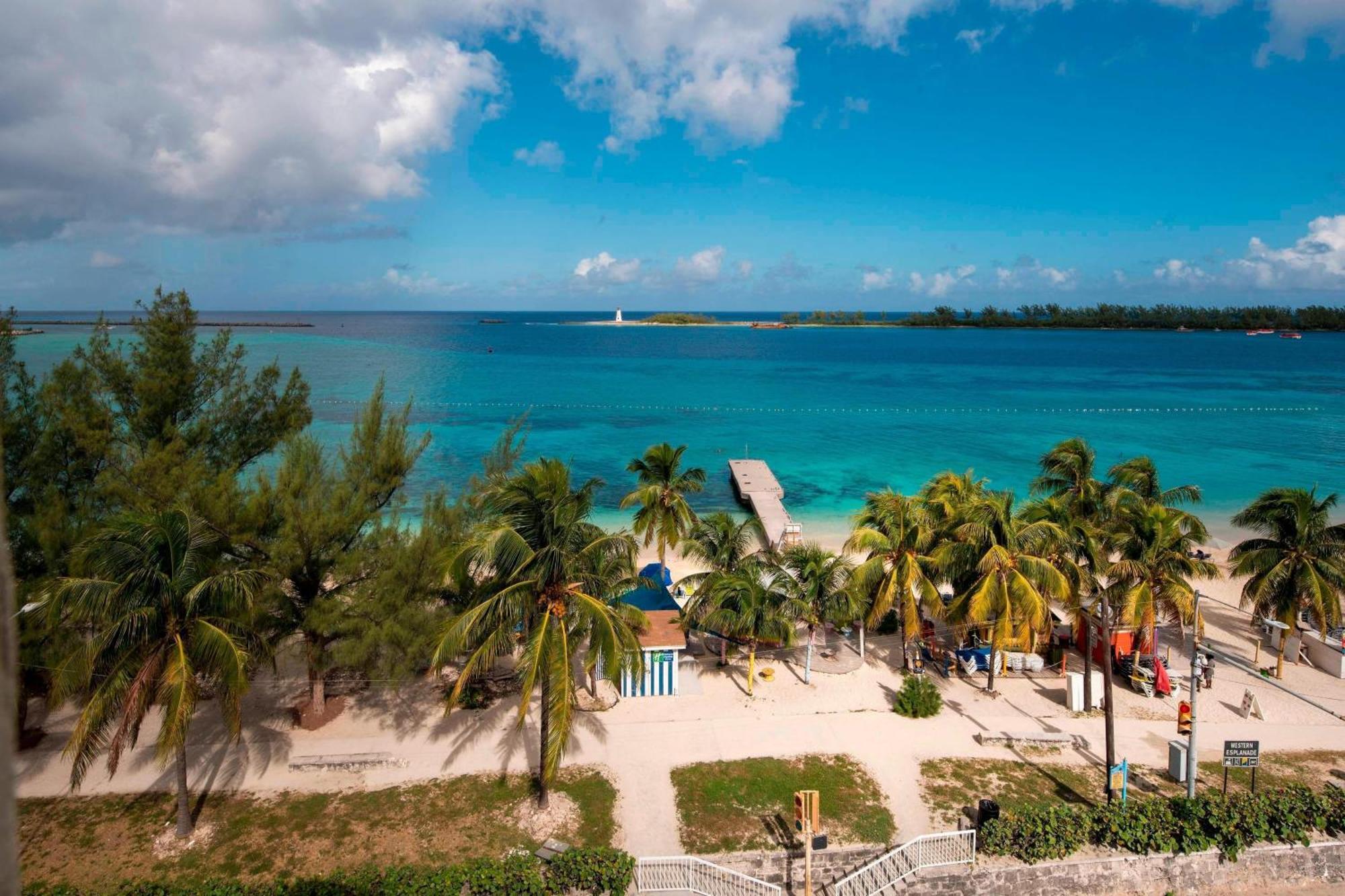 Courtyard By Marriott Nassau Downtown/Junkanoo Beach Екстер'єр фото