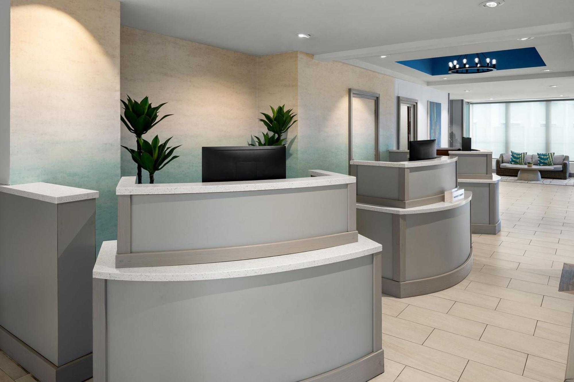Courtyard By Marriott Nassau Downtown/Junkanoo Beach Екстер'єр фото