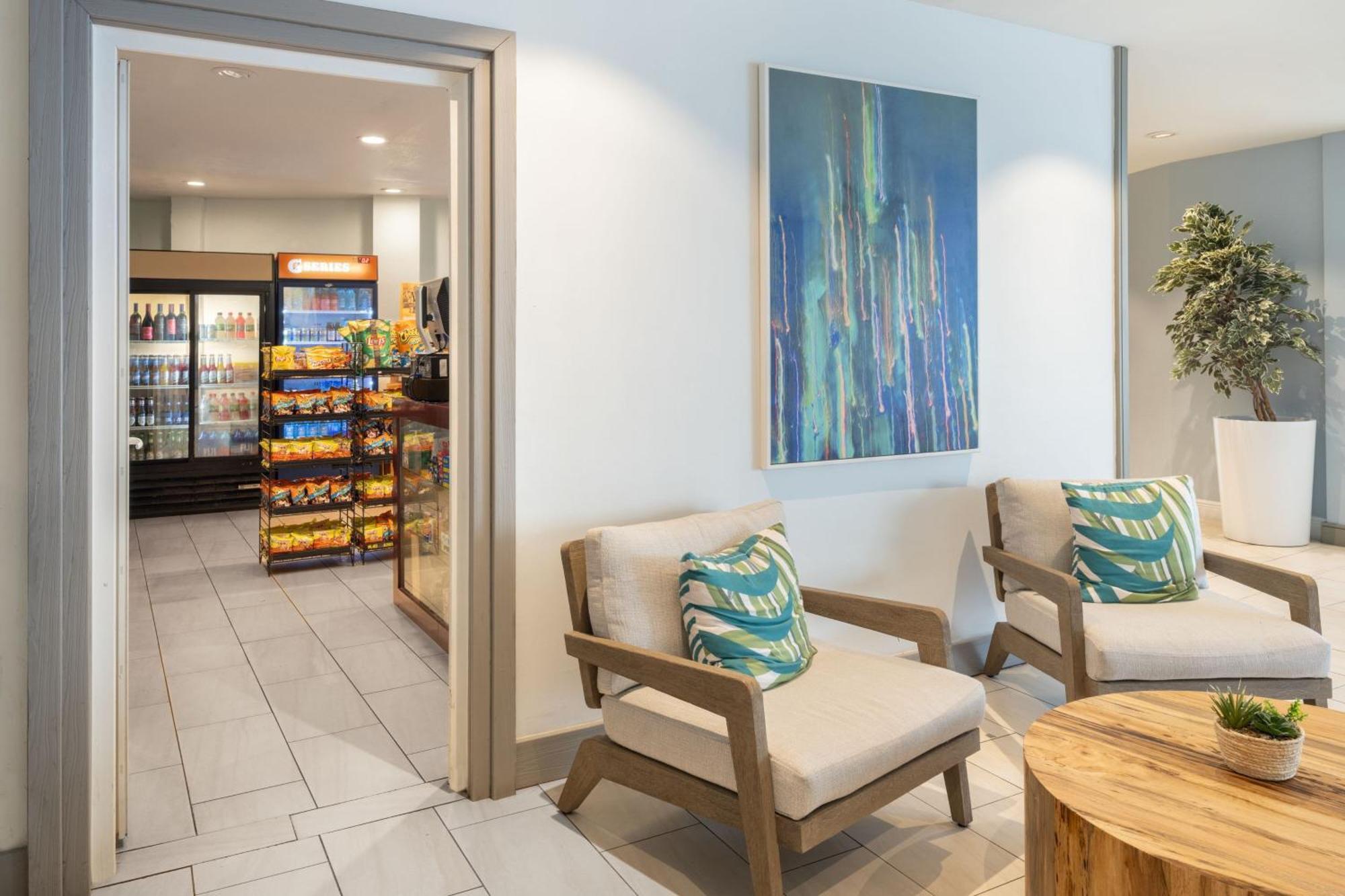 Courtyard By Marriott Nassau Downtown/Junkanoo Beach Екстер'єр фото